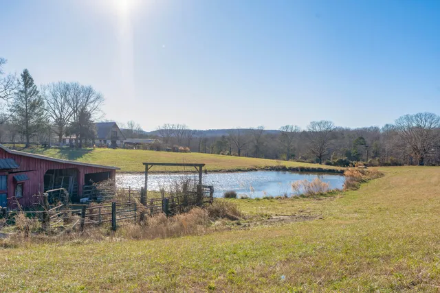 $2,500,000 | 698 Payne Chapel Road, Lookout Mountain, GA 30750
