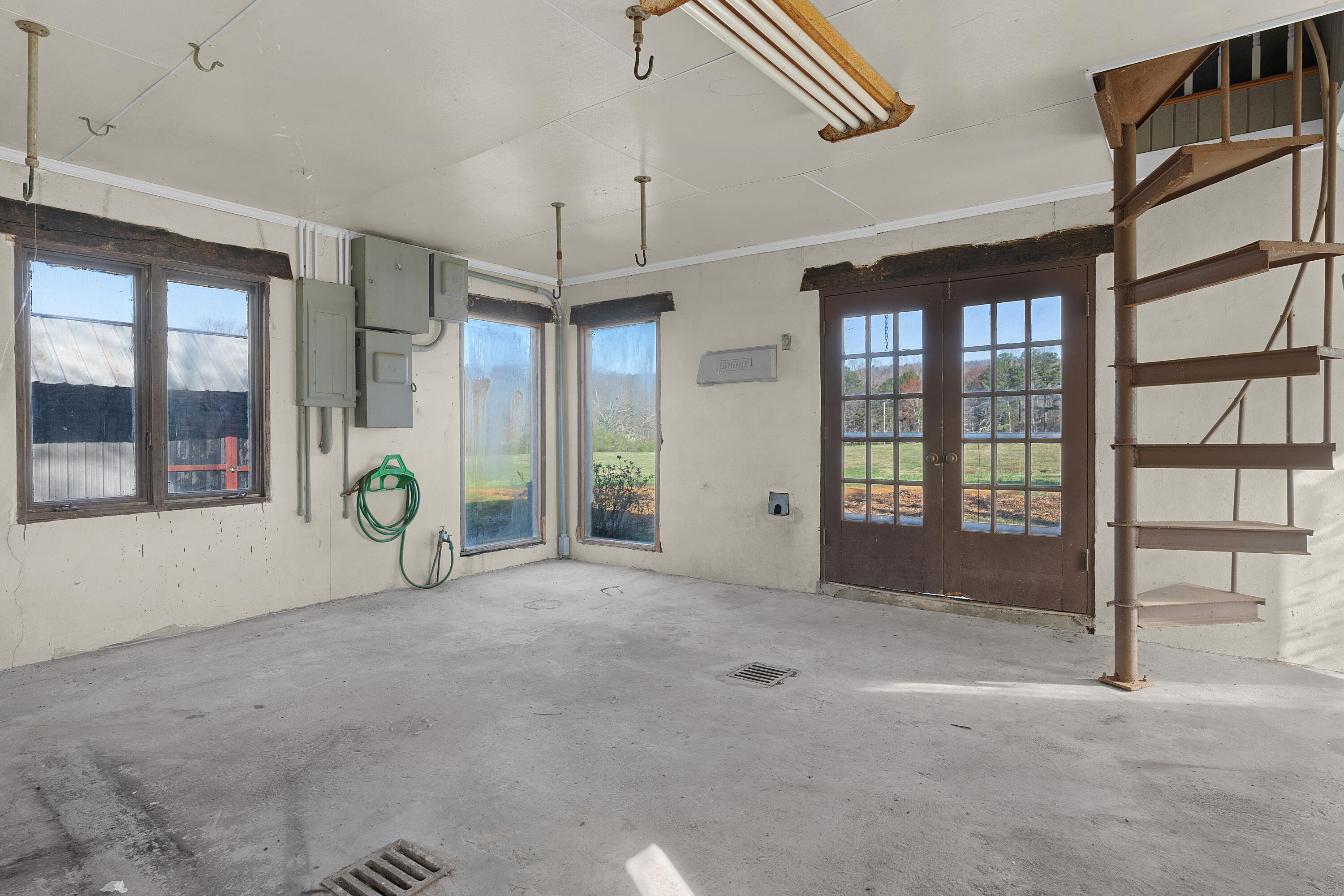 698 Payne Chapel Road Lookout Mountain, GA 30750 - Photo 46 of 124 59 - 698 Payne Chapel v2 - Interior