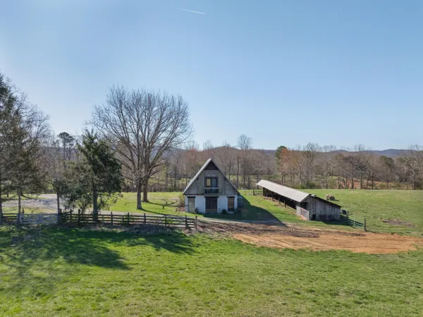 $2,000,000 | 698 Payne Chapel Road, Lookout Mountain, GA 30750