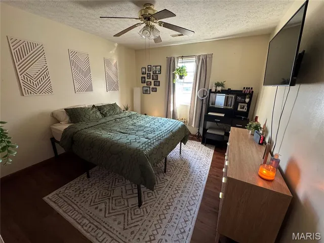 $875 | 1315 Main Street, Unit D, Highland, IL 62249