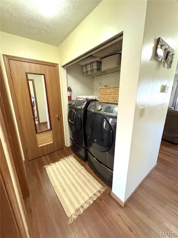 $875 | 1315 Main Street, Unit D, Highland, IL 62249