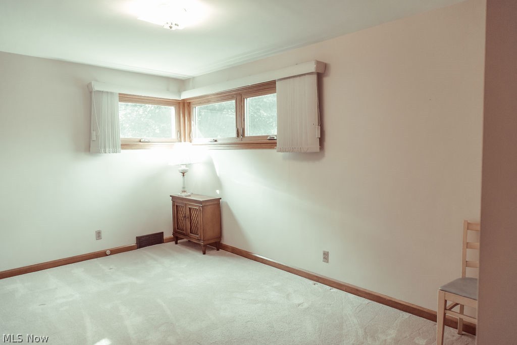 2400 Ridgedale Avenue Northwest Canton, OH 44708 - Photo 28 of 32 Gallery Image 28