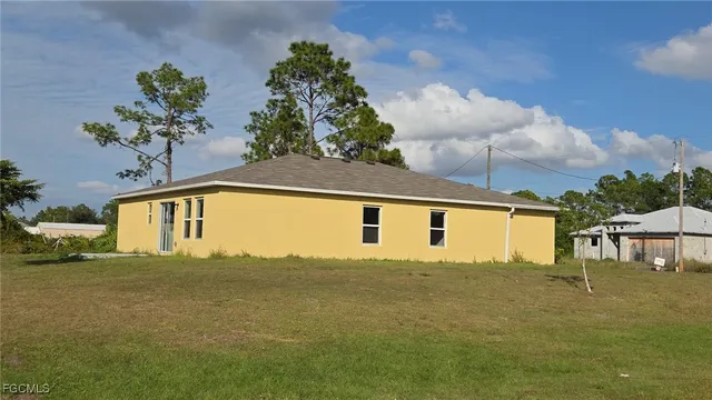 $1,850 | 354 Western Avenue South, Lehigh Acres, FL 33974