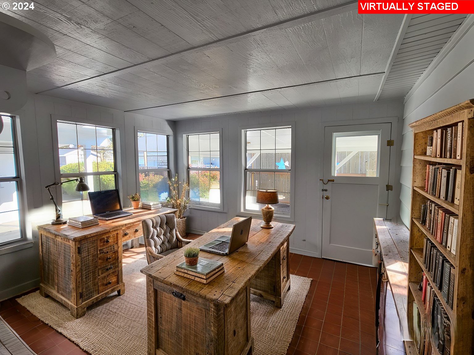 1936 H Street Springfield, OR 97477 - Photo 6 of 26 a view of a livingroom with furniture window and wooden floor