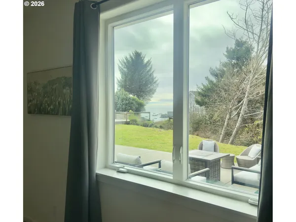 $839,000 | 7205 Edge Cliff Drive, Brookings, OR 97415
