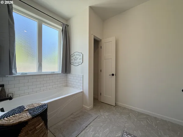 $839,000 | 7205 Edge Cliff Drive, Brookings, OR 97415