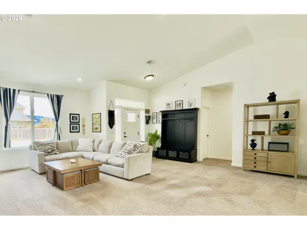 $839,000 | 7205 Edge Cliff Drive, Brookings, OR 97415