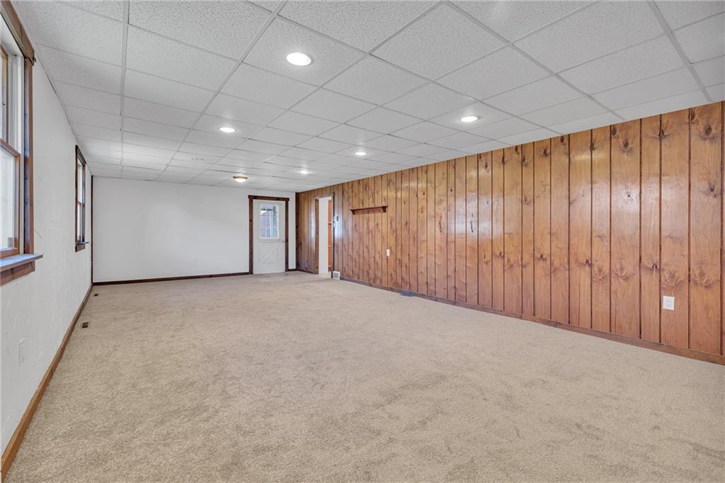 1526 Elgin Street Aliquippa, PA 15001 - Photo 6 of 33 a view of an empty room