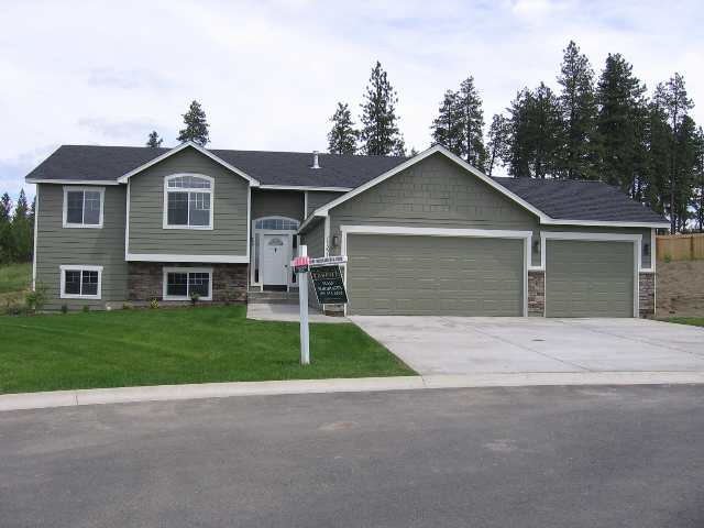 18231 Astor Court Colbert, WA 99005 - Photo 1 of 8 Gallery Image 1