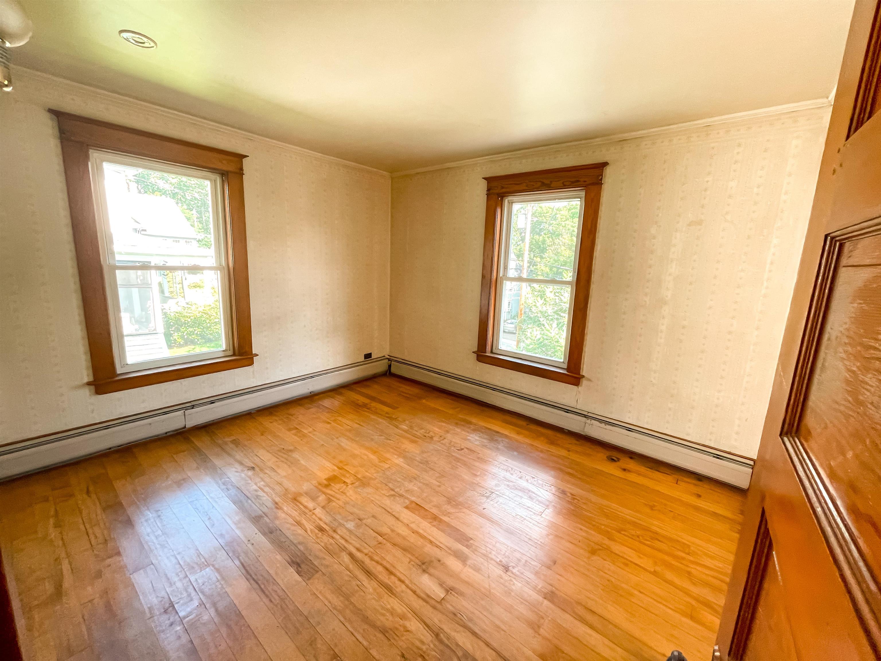 269 West Main Street Newport, VT 05855 - Photo 16 of 19