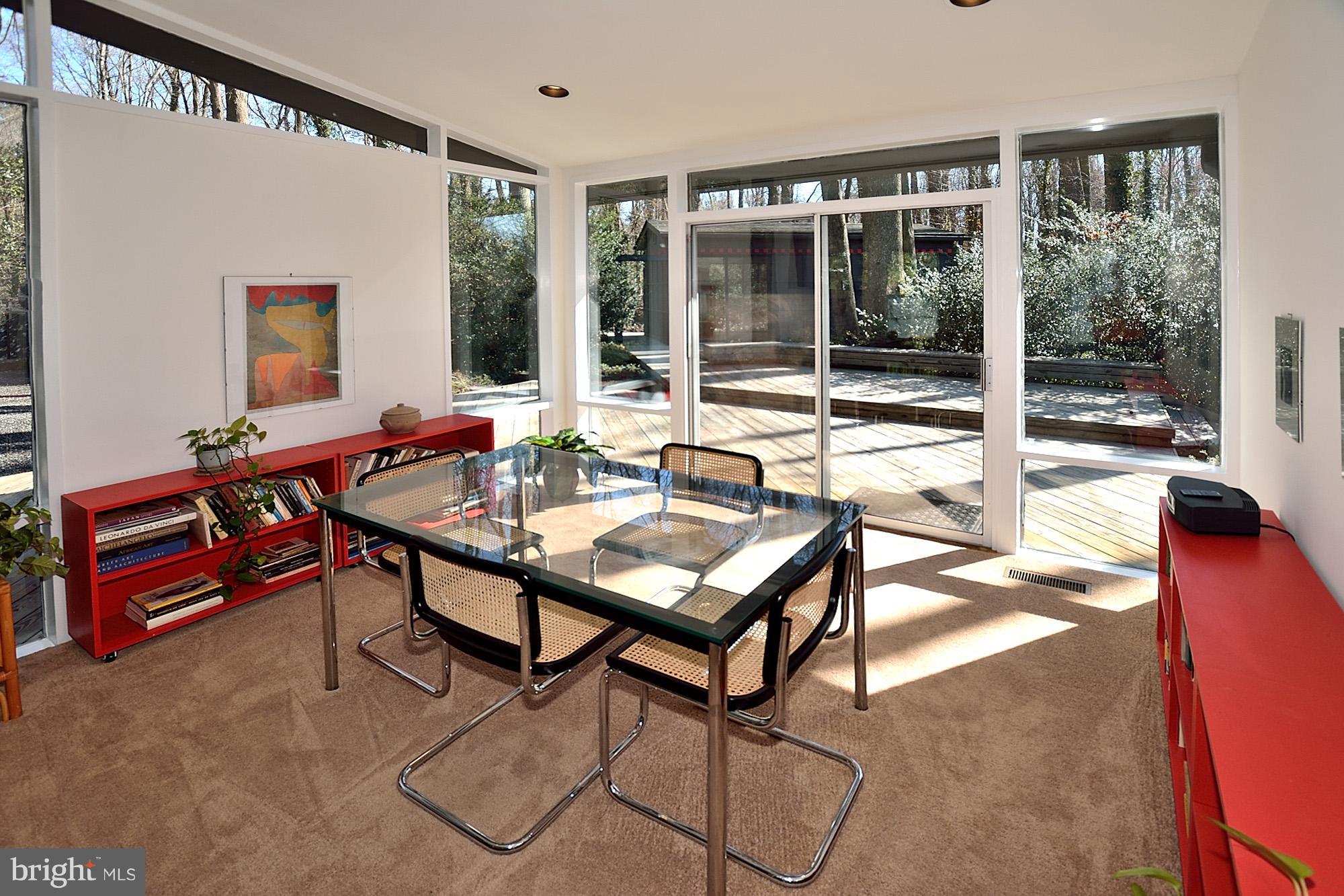 7519 Elba Road Alexandria, VA 22306 - Photo 3 of 30 Dining Room