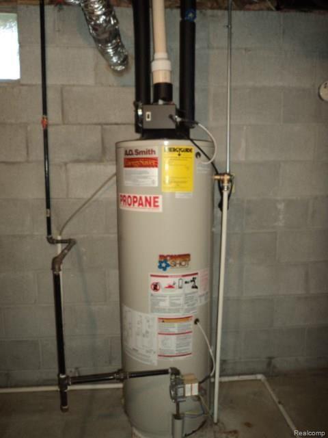 6879 Graham Road Jeddo, MI 48032 - Photo 34 of 35 GRAHAM 036.JPG