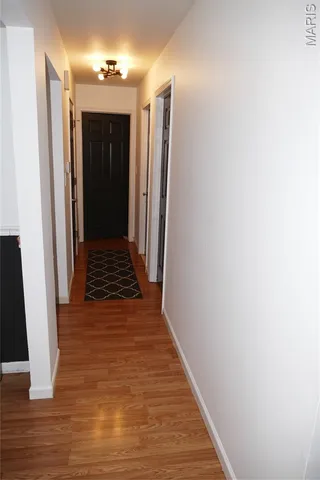 $215,000 | 5100 Hollow Wood Court, Unit D, St. Louis, MO 63128