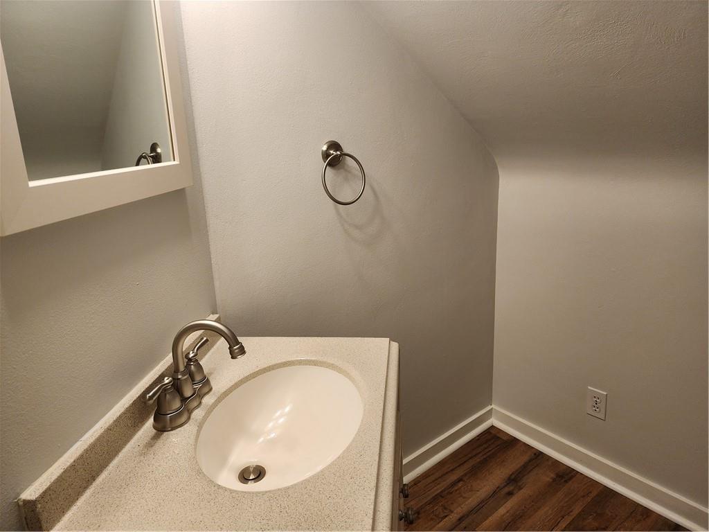 2655 River Road Vandergrift, PA 15690 - Photo 34 of 47 HALF BATH