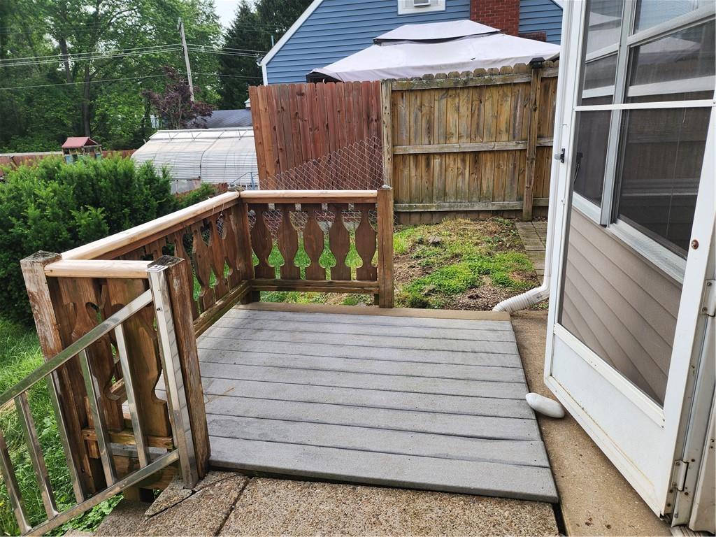 2655 River Road Vandergrift, PA 15690 - Photo 40 of 47 DECK