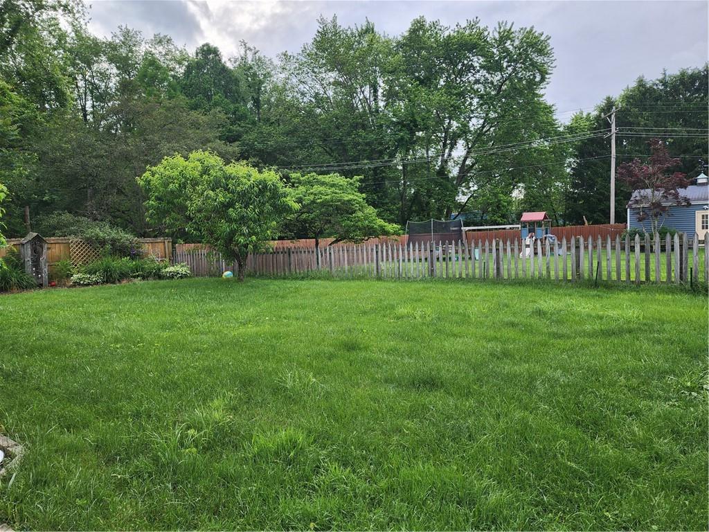 2655 River Road Vandergrift, PA 15690 - Photo 4 of 47 YARD