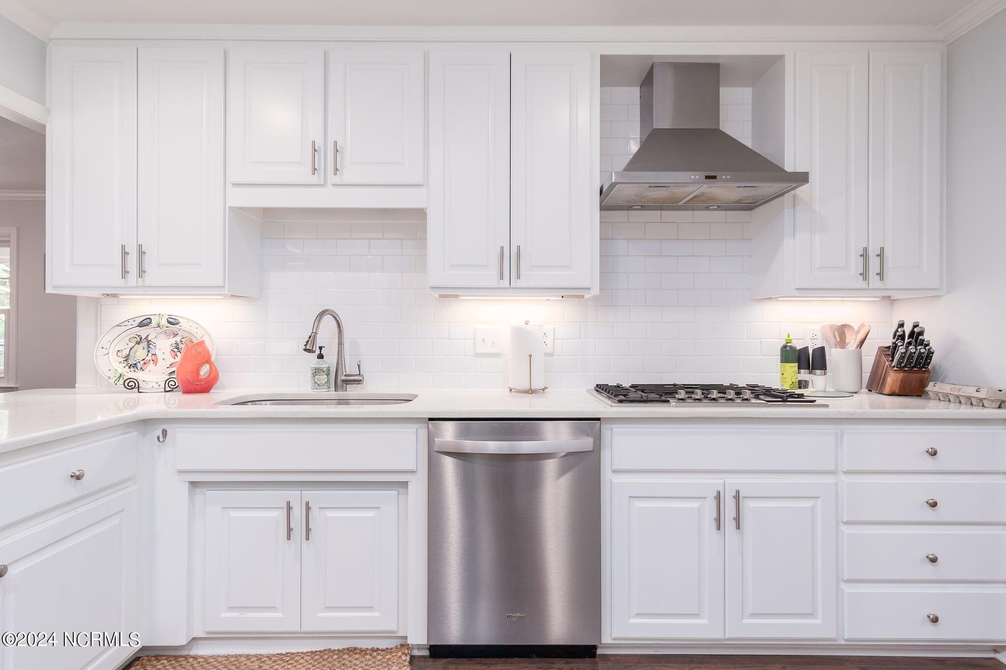 4510 Tenella Road New Bern, NC 28562 - Photo 25 of 70 Kitchen