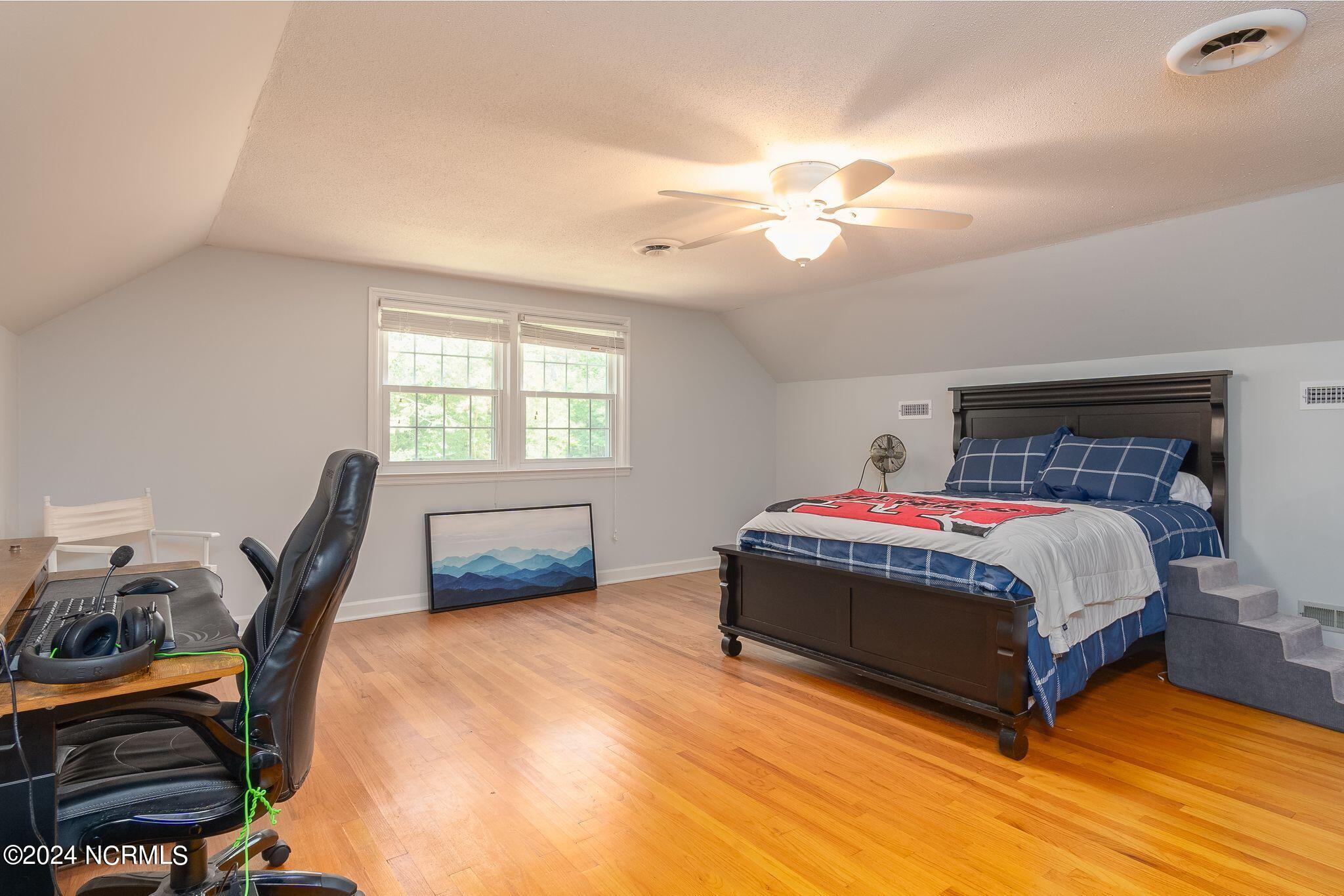 4510 Tenella Road New Bern, NC 28562 - Photo 42 of 70 Third Bedroom