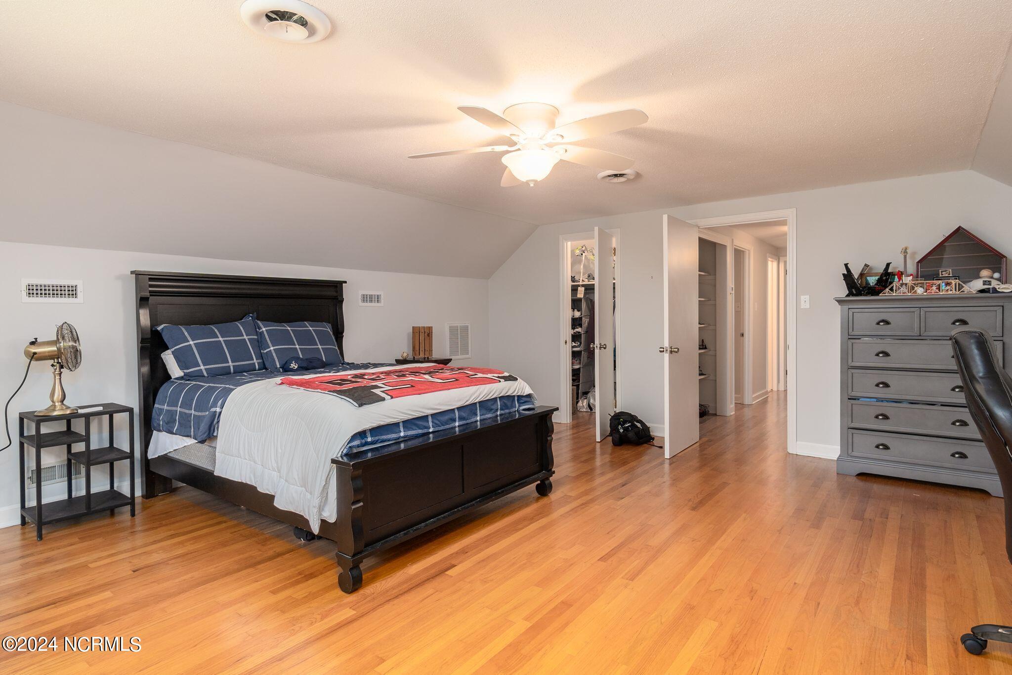 4510 Tenella Road New Bern, NC 28562 - Photo 43 of 70 Third Bedroom