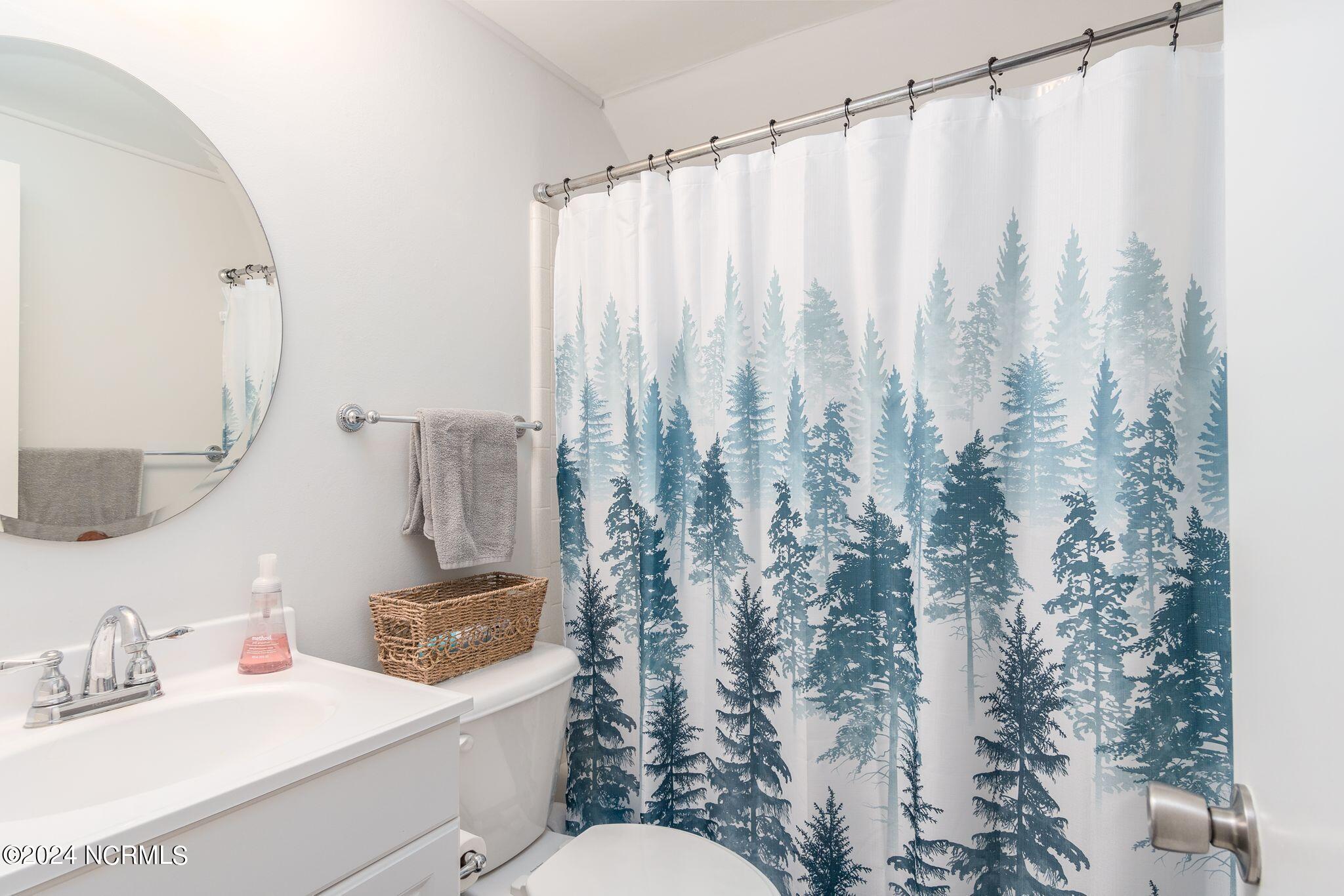 4510 Tenella Road New Bern, NC 28562 - Photo 44 of 70 Third Bathroom