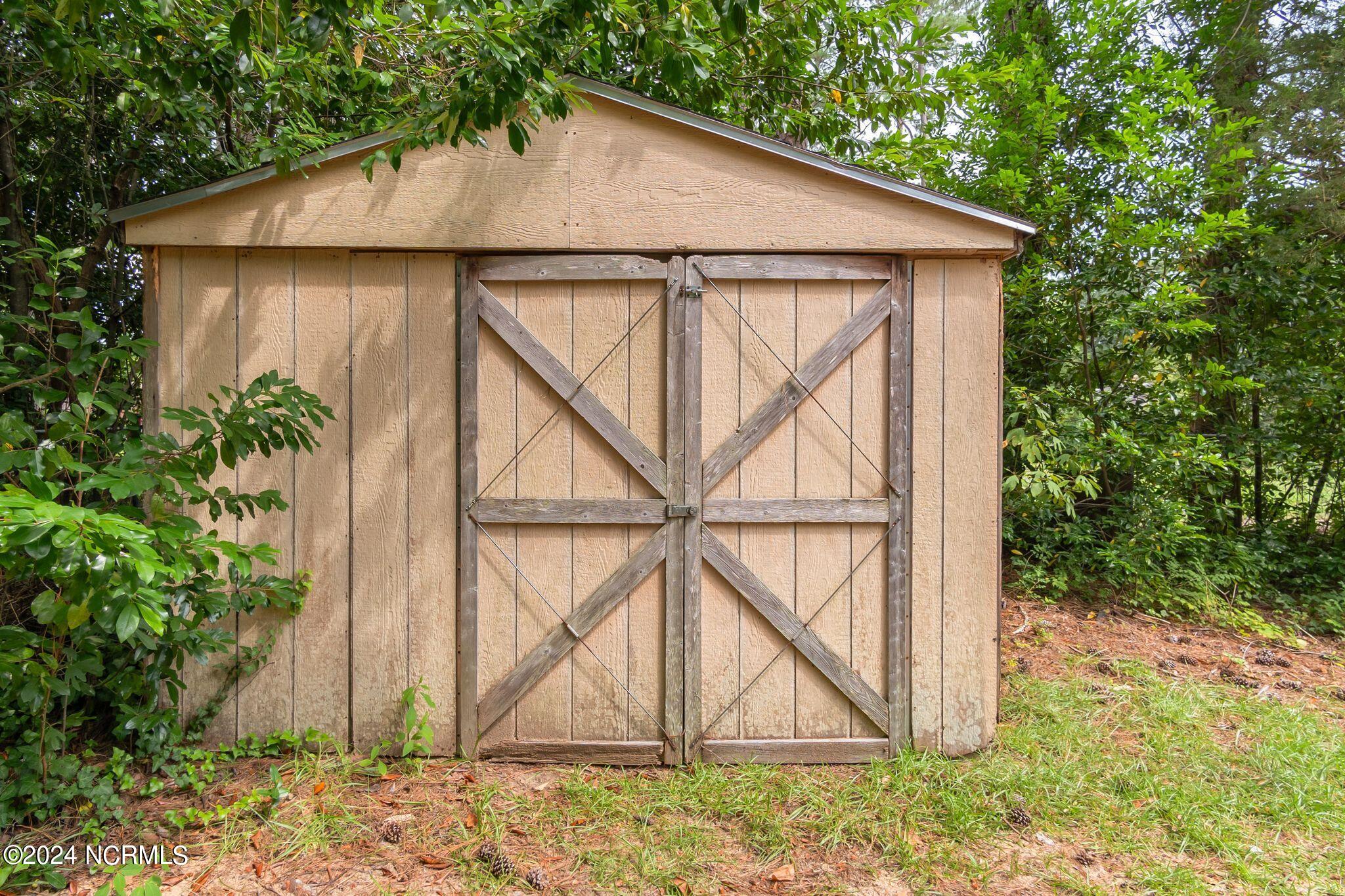 4510 Tenella Road New Bern, NC 28562 - Photo 55 of 70 Back