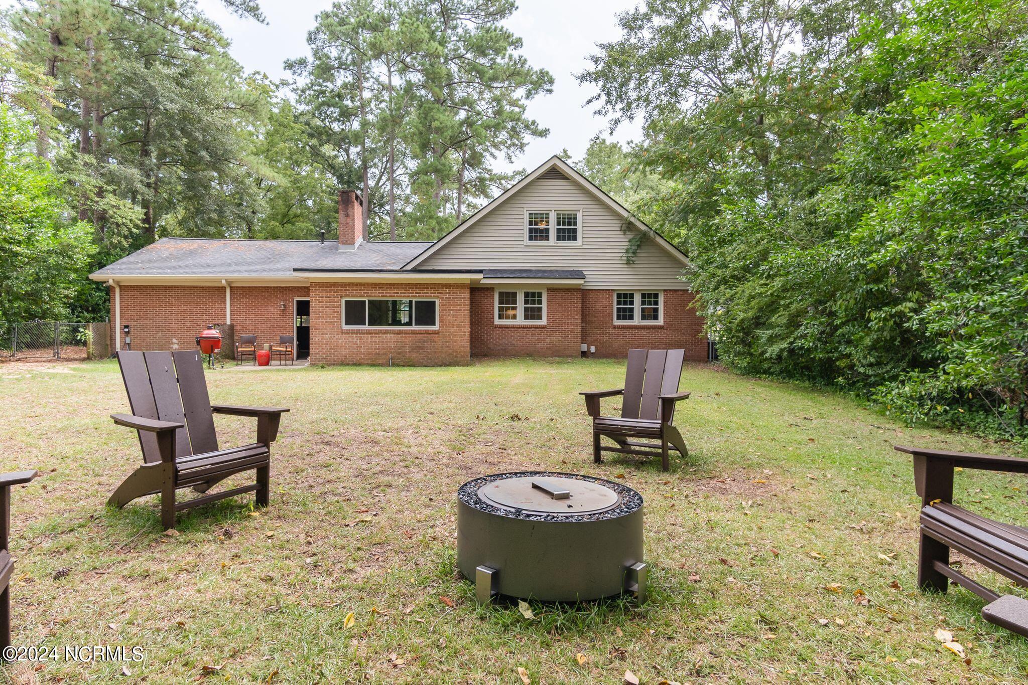 4510 Tenella Road New Bern, NC 28562 - Photo 7 of 70 Back