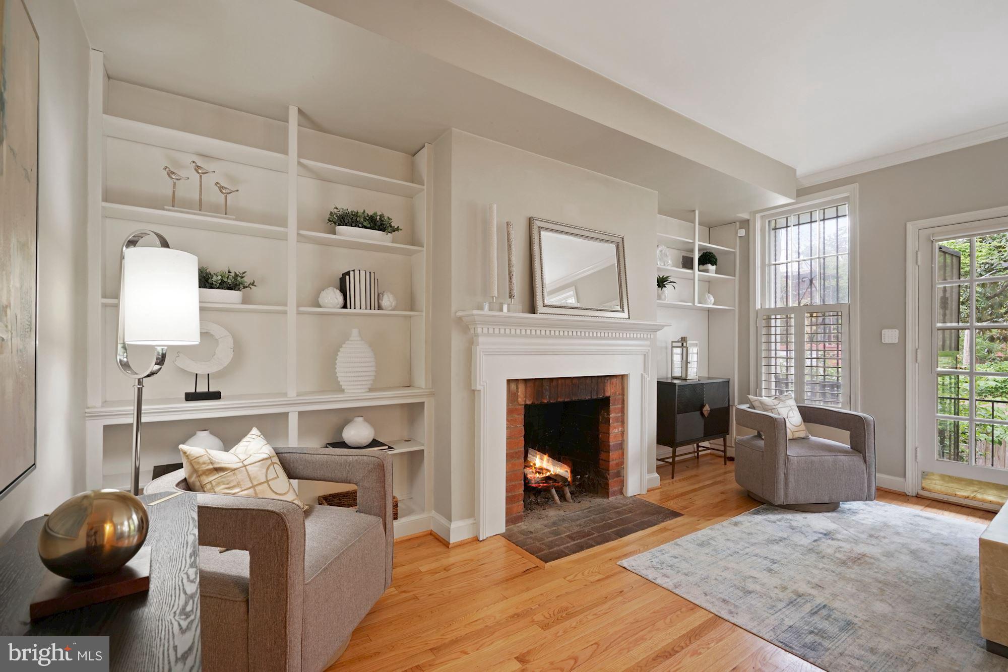 214 11th Street Southeast Washington, DC 20003 - Photo 4 of 40