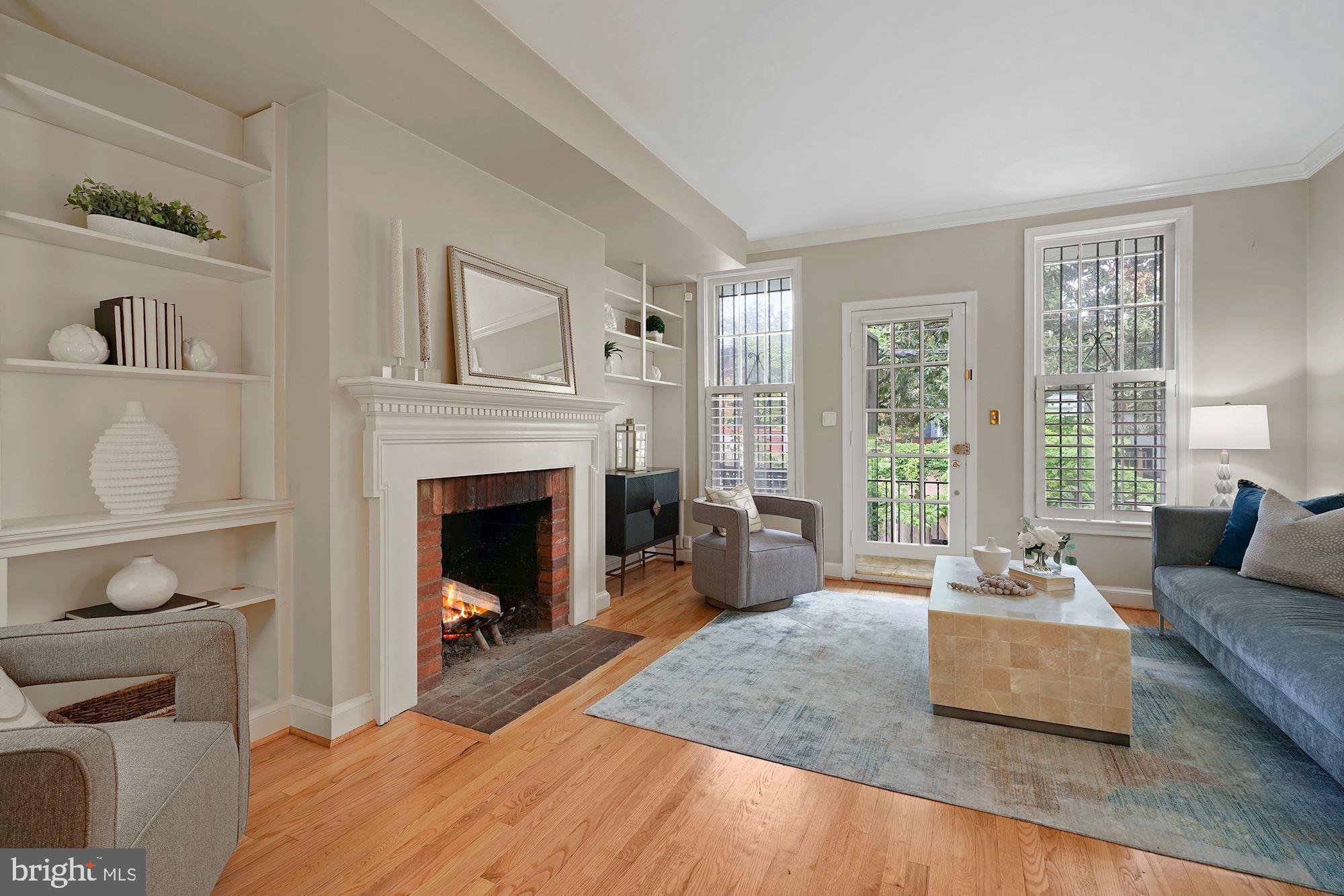 214 11th Street Southeast Washington, DC 20003 - Photo 5 of 40