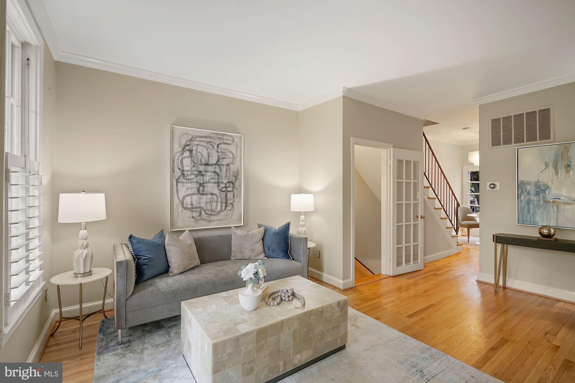 214 11th Street Southeast Washington, DC 20003 - Photo 7 of 40