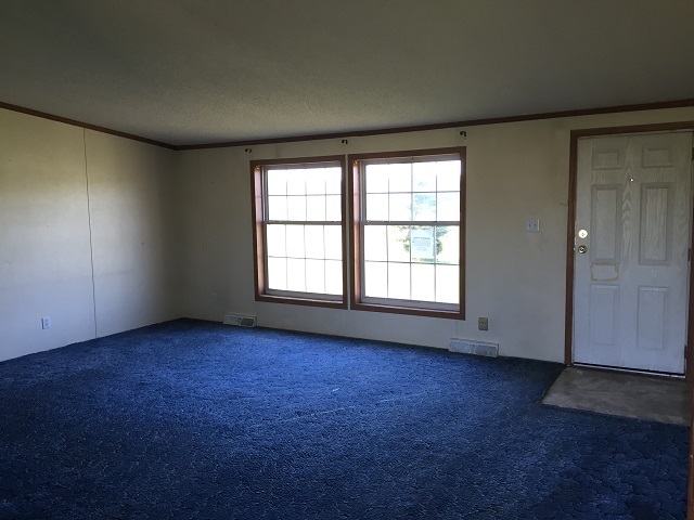 6330 Schell Road Buckley, MI 49620 - Photo 15 of 26 1801290-14.JPG