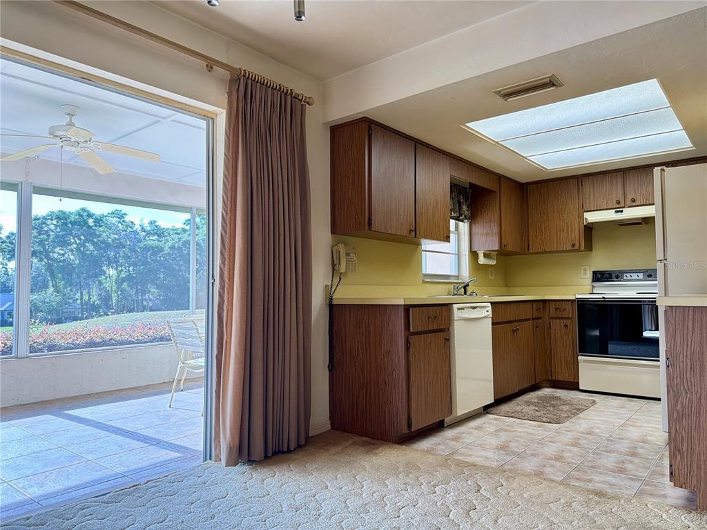 8985 Southwest 196th Terrace Road Dunnellon, FL 34432 - Photo 13 of 48 Gallery Image 13