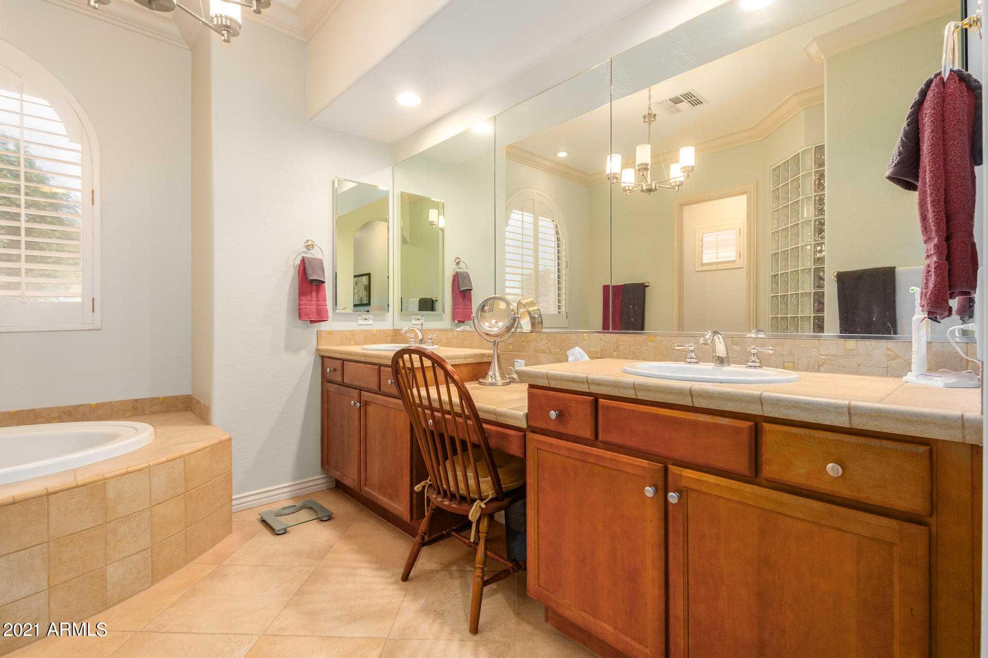 4648 South Ranger Court Gilbert, AZ 85297 - Photo 32 of 49