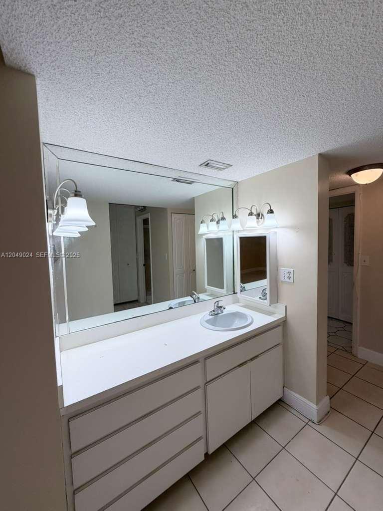 3720 Inverrary Drive, Unit 3L Lauderhill, FL 33319 - Photo 15 of 20