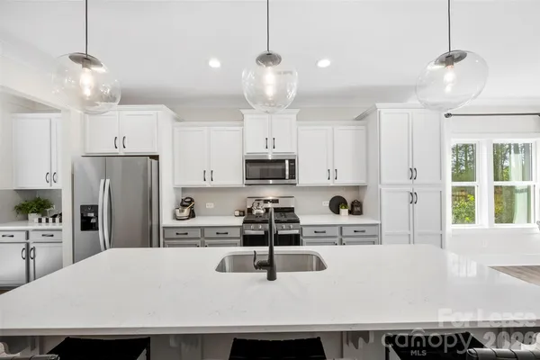 $2,650 | 21232 Sanctuary Drive, Lancaster, SC 29720