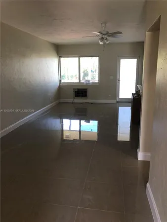 $1,650 | 600 Layne Boulevard, Unit 208, Hallandale Beach, FL 33009