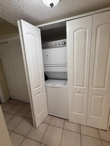 $2,000 | 2805 Southwest 22nd Avenue, Unit 1030, Delray Beach, FL 33445