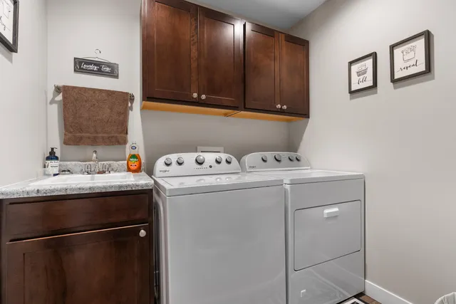 $289,900 | 901 9th Street Southwest, Unit 8B, Demotte, IN 46310