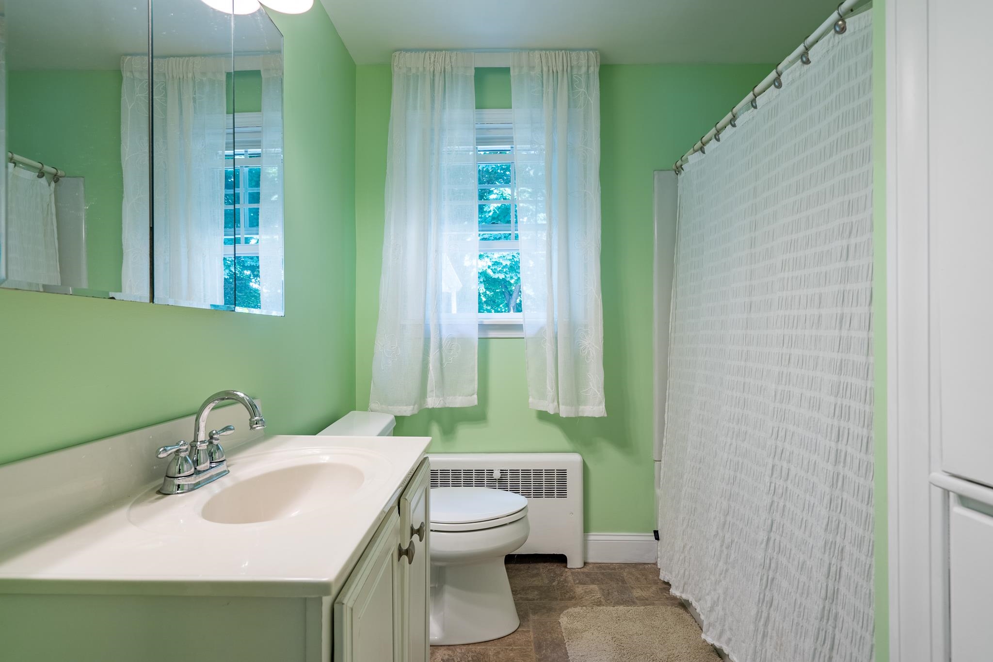 74 Tory Road Manchester, NH 03104 - Photo 20 of 40