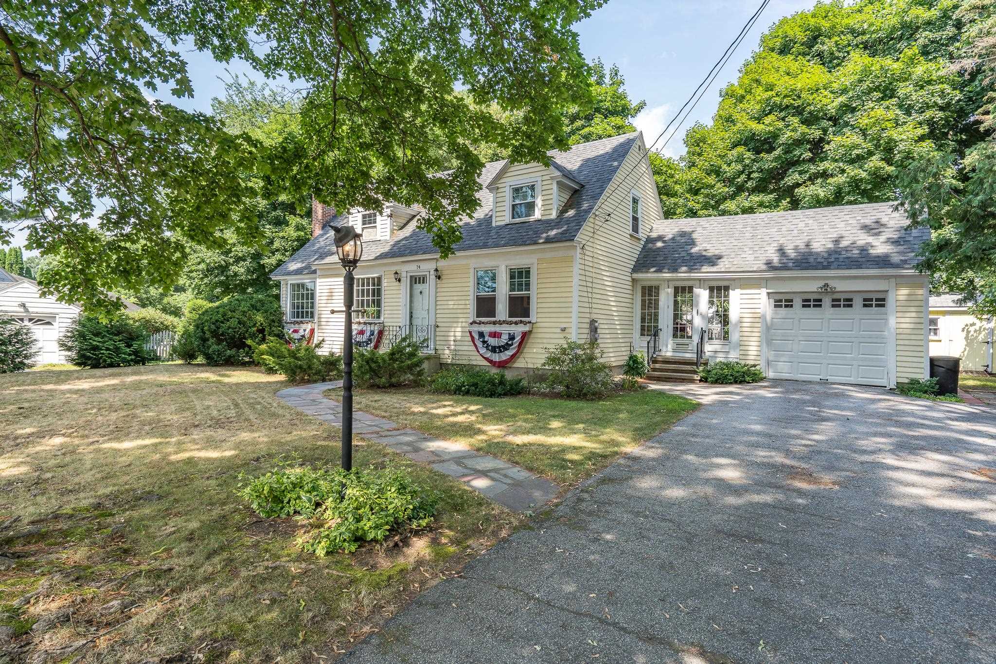74 Tory Road Manchester, NH 03104 - Photo 31 of 40