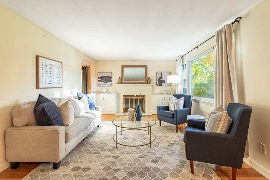 39 Edgemont Avenue Reading, MA 01867 - Photo 1 of 25 Gallery Image 1