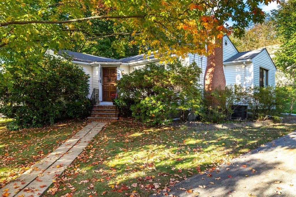 39 Edgemont Avenue Reading, MA 01867 - Photo 20 of 25 Gallery Image 20