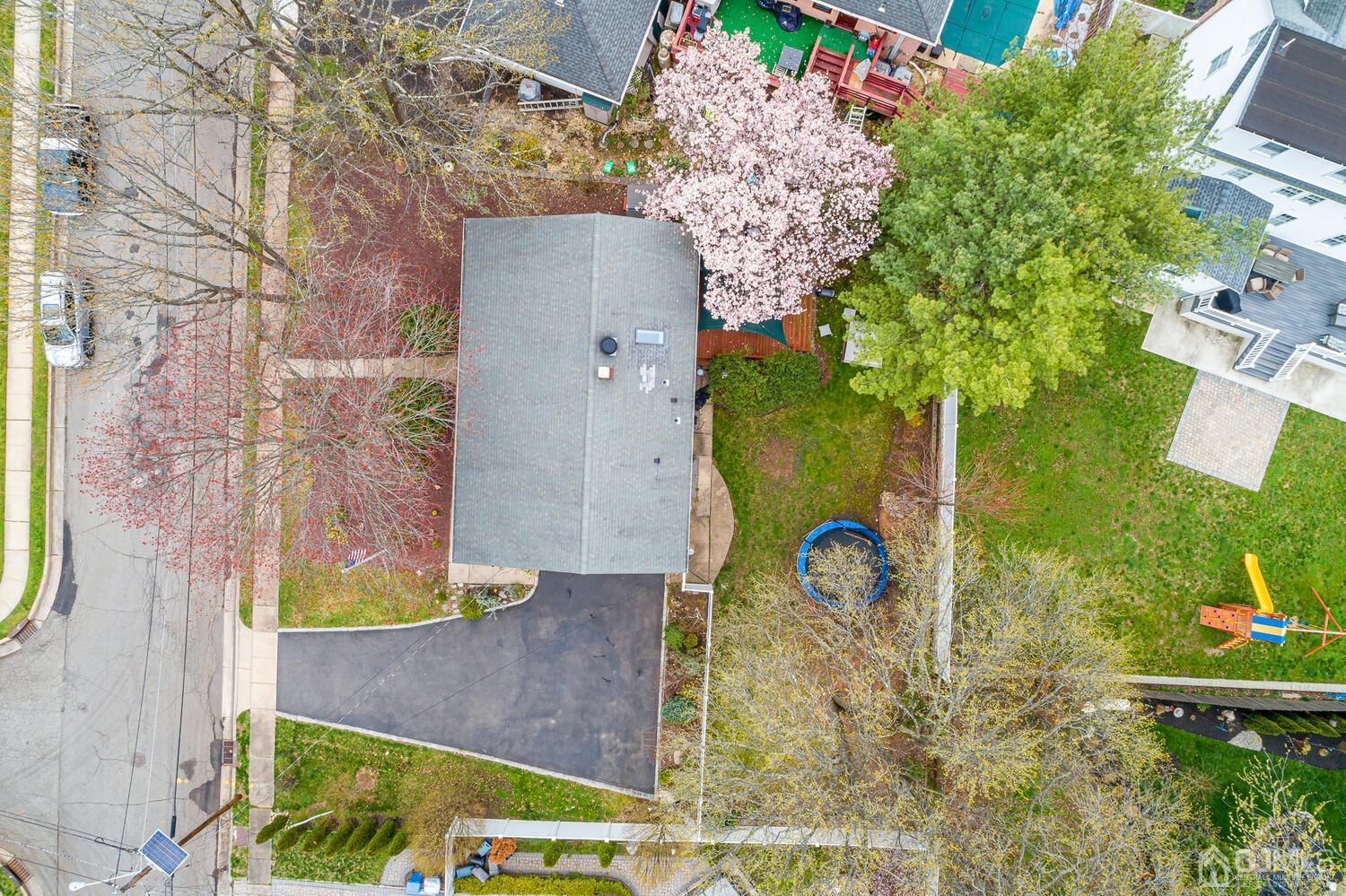20 Homestead Road Metuchen, NJ 08840 - Photo 43 of 49 a view of yard