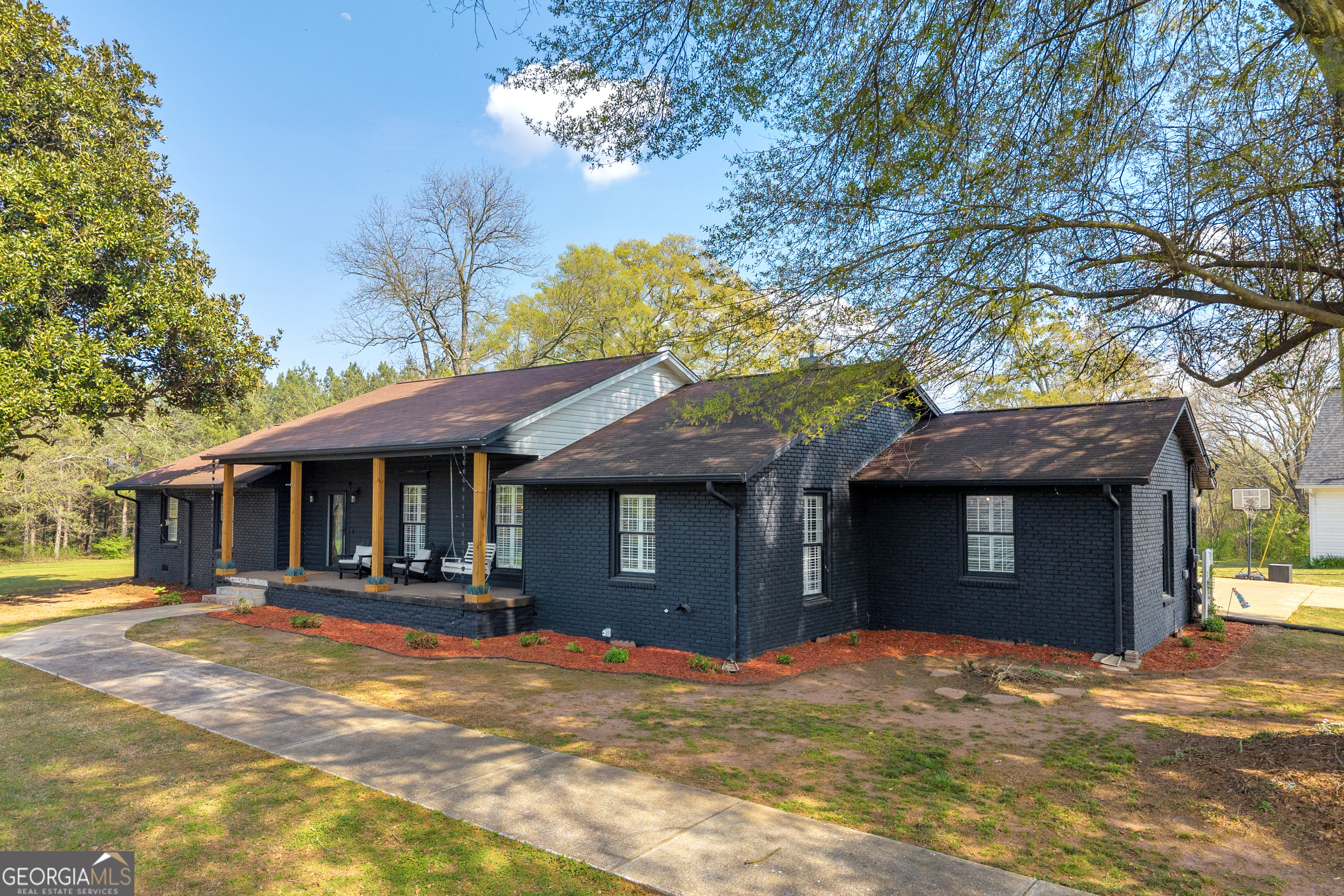 61 Turkey Creek Road Carnesville, GA 30521 - Photo 2 of 86