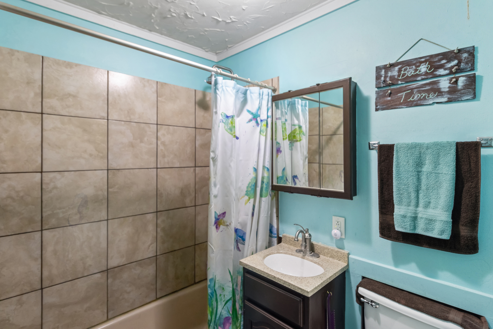 101 Oakleaf Road Lake In The Hills, IL 60156 - Photo 11 of 23