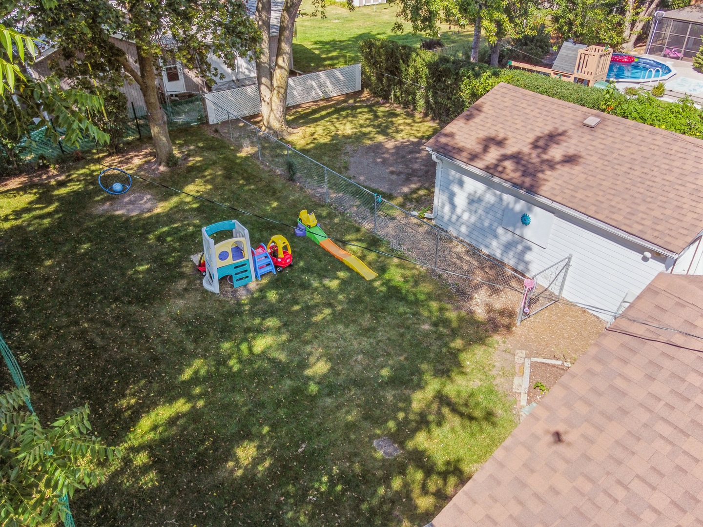 101 Oakleaf Road Lake In The Hills, IL 60156 - Photo 19 of 23