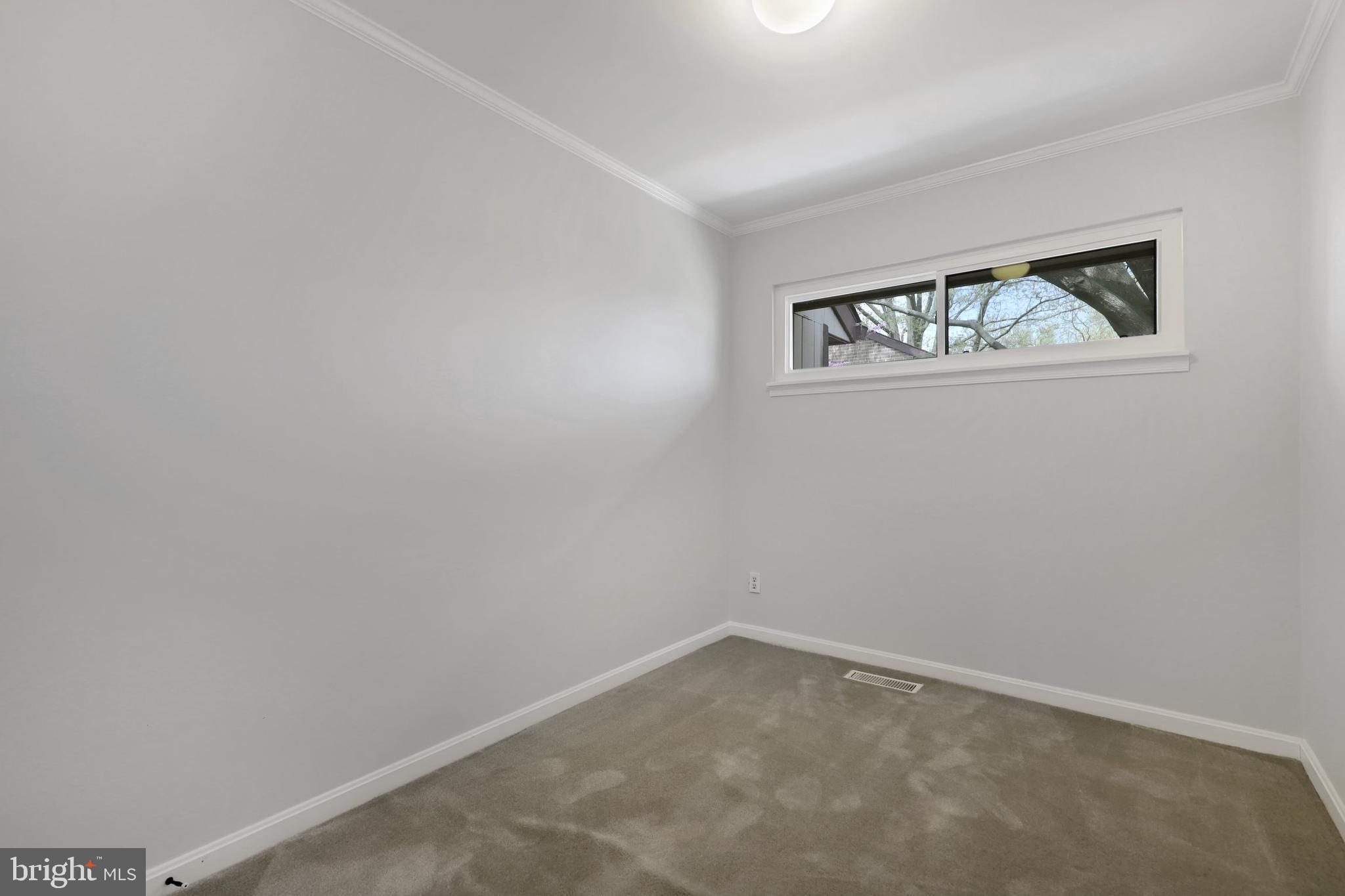 1673 Westwind Way McLean, VA 22102 - Photo 19 of 24