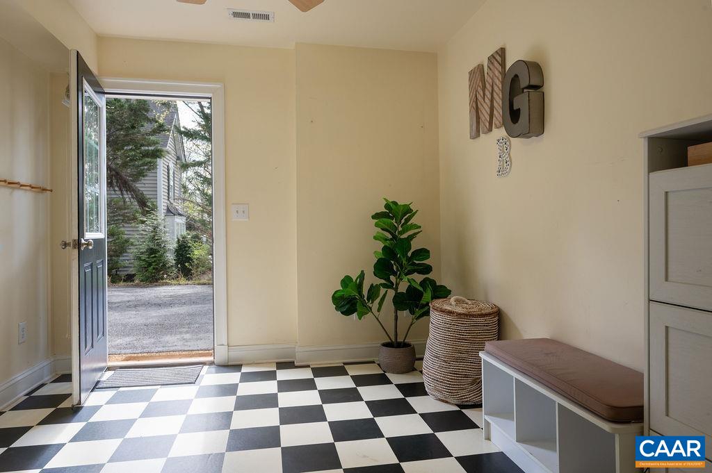 1425 Singleton Lane Charlottesville, VA 22903 - Photo 30 of 42