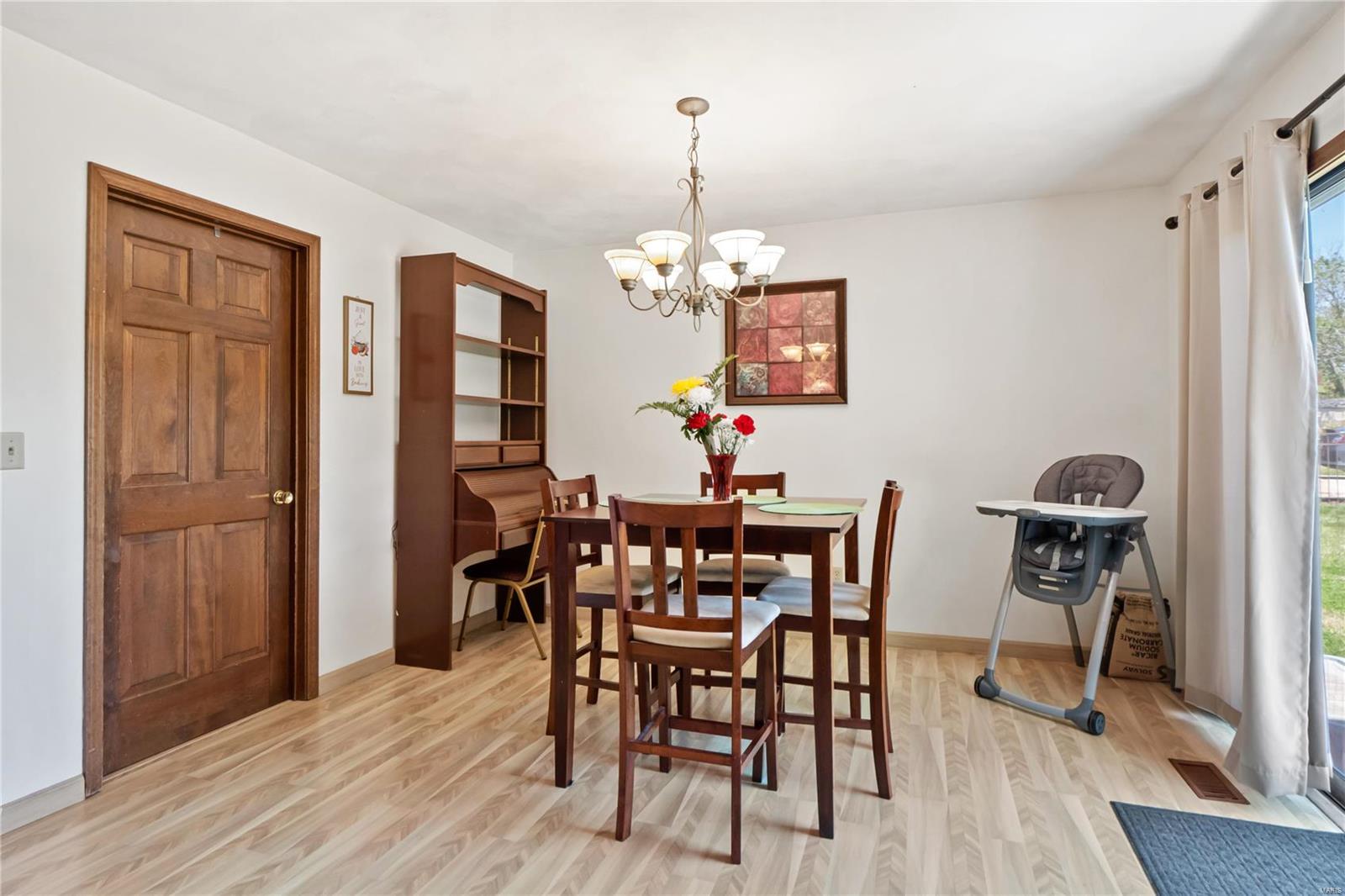 226 Hickory Ridge Belleville, IL 62223 - Photo 13 of 37 Gallery Image 13