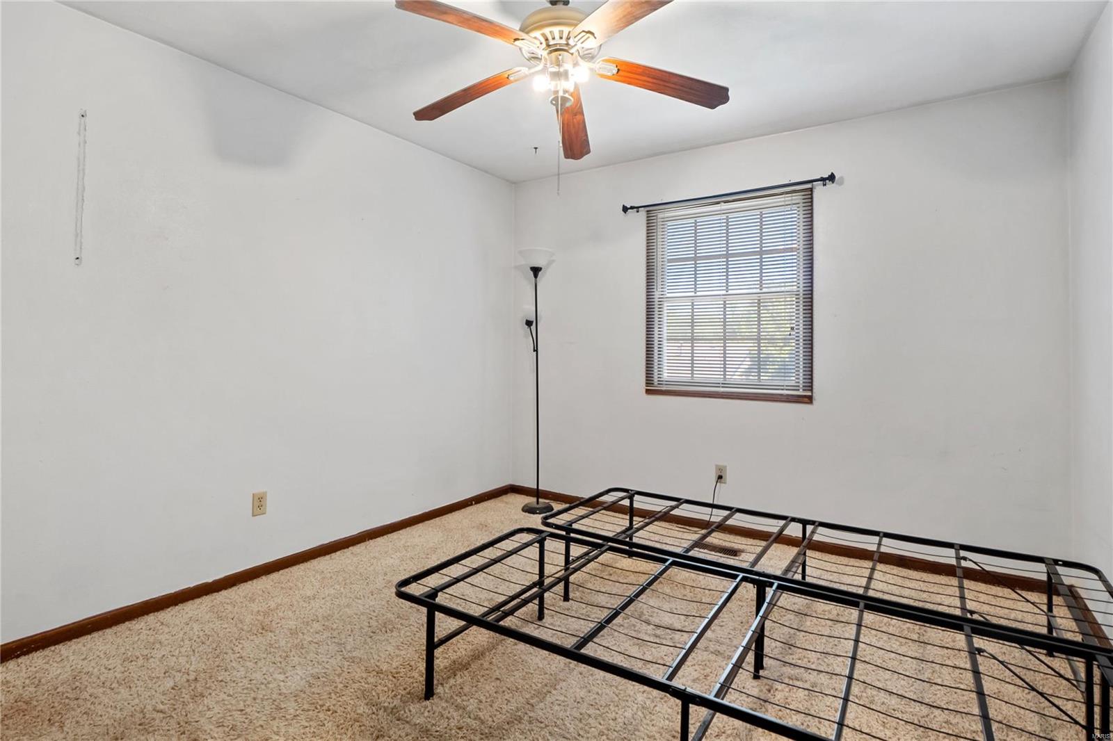 226 Hickory Ridge Belleville, IL 62223 - Photo 21 of 37 Gallery Image 21