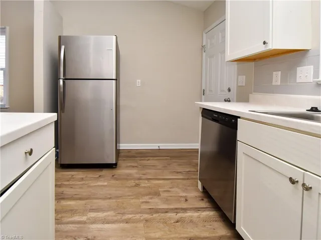 $1,200 | 1811 Saffron Place, Winston-Salem, NC 27127